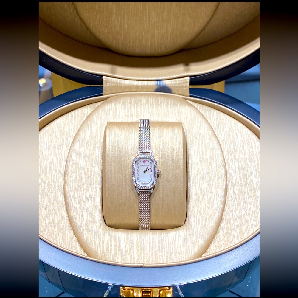 Harry Winston Emerald Watch !